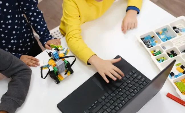 Warsztaty edukacyjne – robotyka i programowanie LEGO®