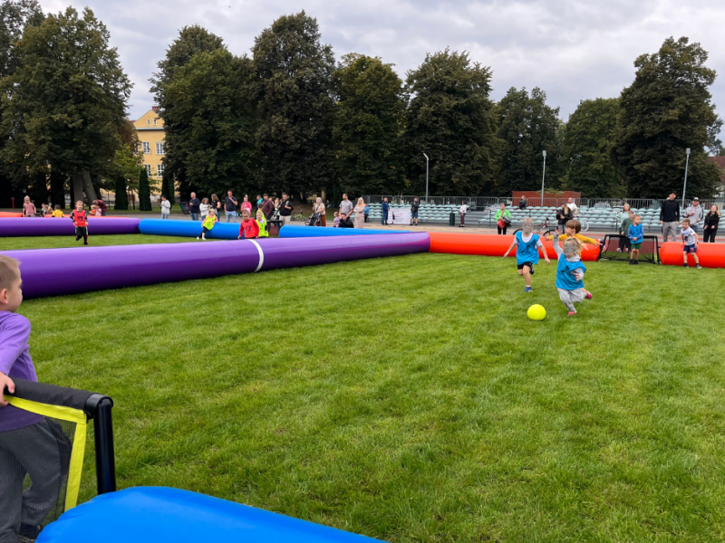 Boiska mobilne 3×3 dmuchane bandy