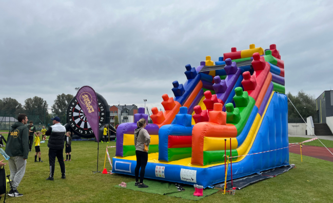 Dmuchana zjeżdżalnia – pojedyncza